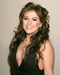 where to book Kelly Clarkson